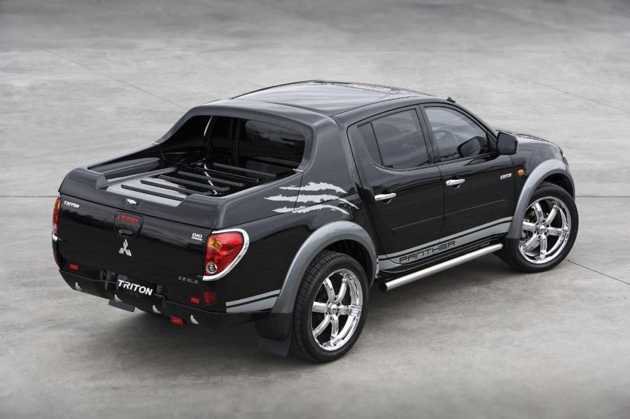  Mitsubishi Panther Concepts 2008 года  (фото 10 из 22)